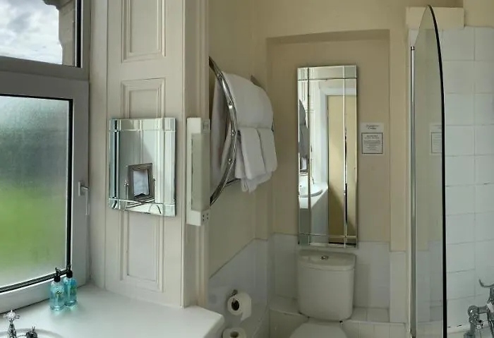 Broughton Craggs Country house