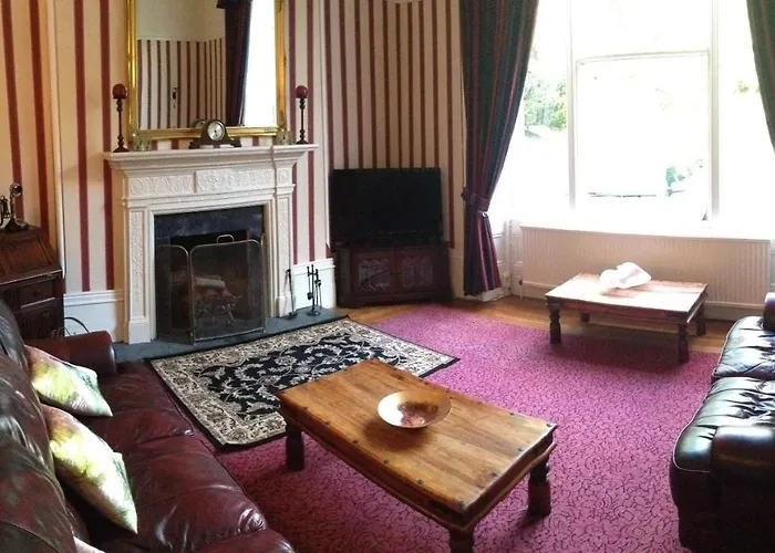 Broughton Craggs Country house *